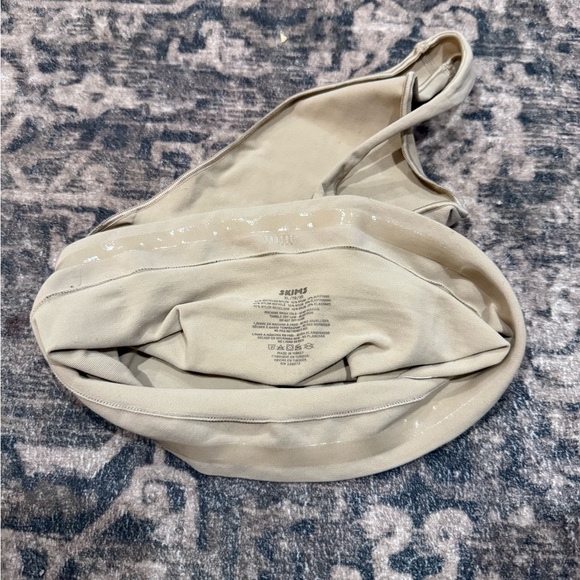 SKIMS High-Waist shape wear Panties in Beige thang size xl - Picture 4 of 5